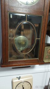 Predám funkčné polbicie nástenné hodiny Artdeco 1920 gong - 4