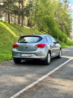Opel Astra 1.6 CDTI, r.v. 2014, 154 000 km, 81 kW - 4