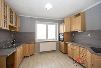Bláznivá aprílová cena - RD Priechod - Rodinný dom s veľkým - 4