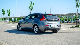 Volvo V40 D2 Momentum - 4