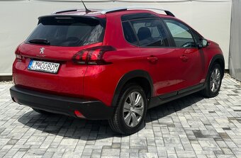 Peugeot 2008 1.2 PureTech 130k E6.2 Signature A/T - 4