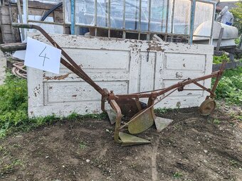Roľnícke pluhy ,mechanizmy - 4