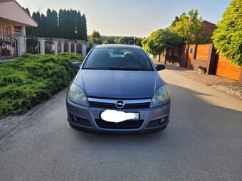 Predam opel astra h 1.4 16v benzín kw 66 r.v 2006 - 4