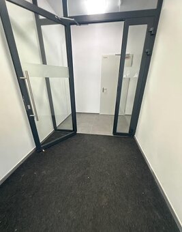 Moderný 2 izbový byt na vyhľadávanej adrese - Popradská KE - 4