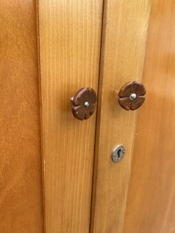 Elegantné šatníkové skrine - 4