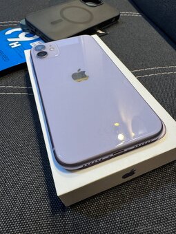 Apple iPhone 11 64GB Fialový - TOP stav - 4