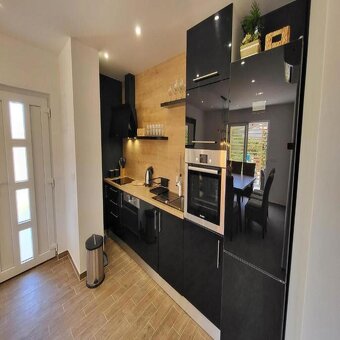 CHORVATSKO: 6kk Úchvatný dům s výhledem na moře v Trogiru/Ci - 4