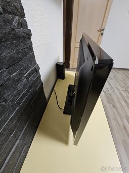 Samsung 82cm (32") - 4