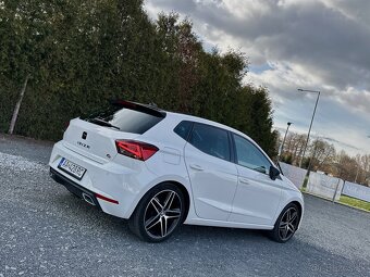 Seat Ibiza 1.6 TDI FR, 70kW LED lights - 4