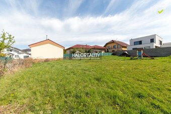 HALO reality - Predaj, pozemok pre rodinný dom 556 m2 Stupav - 4