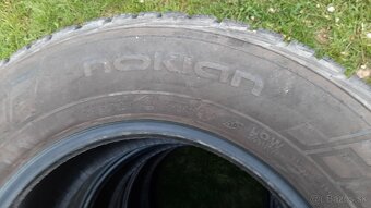 235/65r16C 115/113R Nokian zimne - 4