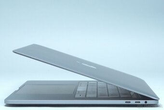 ZÁRUKA/Macbook Pro 15.4" TB/I7 2.9GHZ/16GB RAM/512GB SSD/CZ - 4