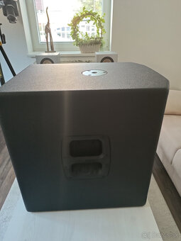 Predám woofer/ aktívny subwoofer JBL - 4