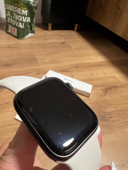 Apple Watch SE 44mm - 4