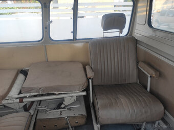 TAZ 1203 Sanitka - 4