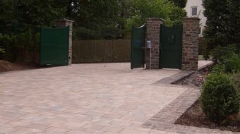 Realizacia zámkovej dlažby, ploty, oporné múry - 4