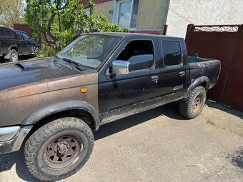 Predám nissan navara - 4
