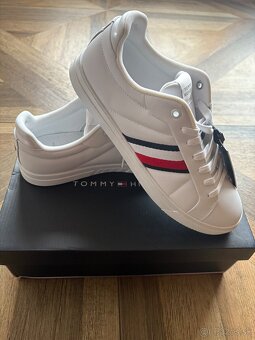 Pánske topánky TOMMY HILFIGER. Veľkosť 43 - 4