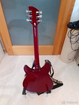 Kópia Rickenbacker 360 od Dimavery - 4