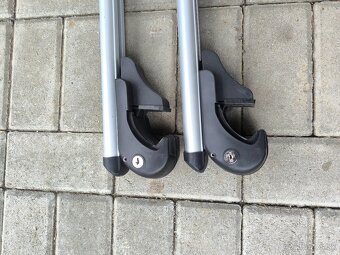 Predám univerzálne strešné nosiče - 4