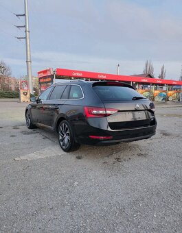 Škoda superb 2.0 tdi 4x4 dsg - 4