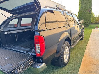 Nissan navara D40 - 4