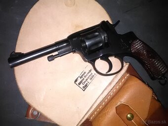 KRÁTKE - 4