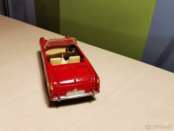 Dinky toys England Austin Healey - 4