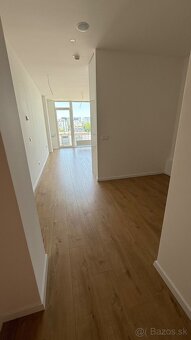 Nový1-izbový apartmán s oddel.spacím kútom v širšom centreBA - 4