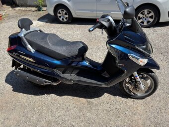Piaggio X400 evo - 4