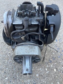 Predám štvortaktný motor HONDA GX 35 - 4