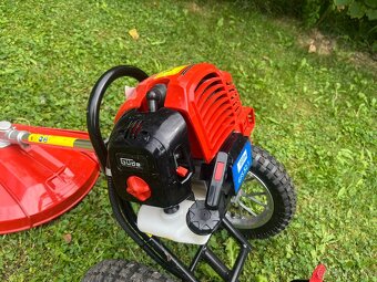 Motorový krovinorez na kolesách GFS 52.1 - 4