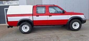 Nissan Navara 2.5 TDi Double Cab- NÁJAZD 187.000KM-7290.-EUR - 4
