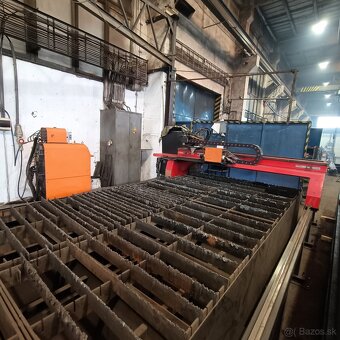 Plazmový rezací stroj PIERCE RUR 2500 P - 4