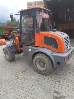 Kolesovy nakladač - 4