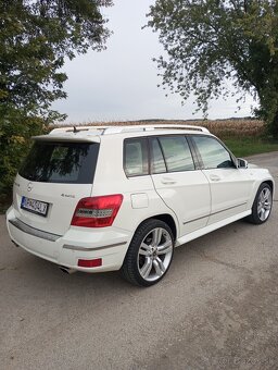 Mercedes Benz GLK - 4