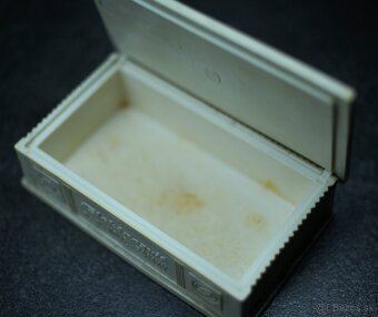 škatuľa 50 let - 4