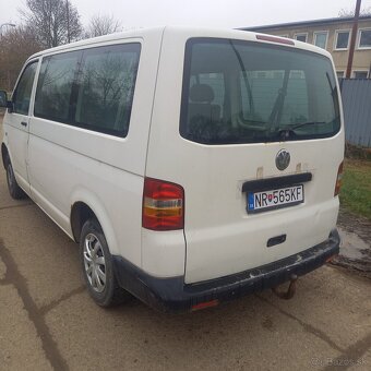 Predám VW T5 8 miest 1,9 tdi 77kw - 4