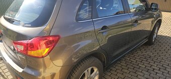 Mitsubishi ASX - 4