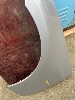 Blatník BMW E90,E91 - 4