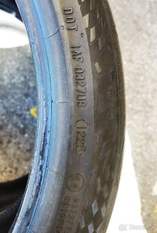 Predám letné pneu 2x 225/40R19 - 4