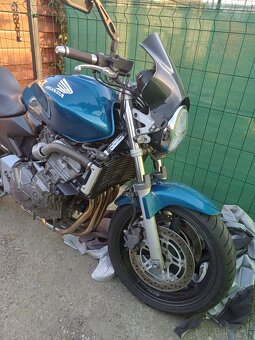 Honda Hornet 600f - 4