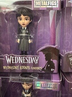 Kov figurky Wednesday -12€ - 4