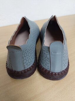 Slip-on topánky - 4