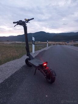 Elektrická kolobežka Kukirin G4 - 4