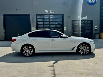 BMW 520d xDrive G30 MPacket - 4