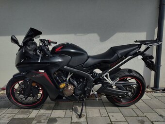 Honda CBR650FA - 4