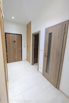 Prenájom krásny 3 izb.ul. Krátka Nitra, centrum. - 4