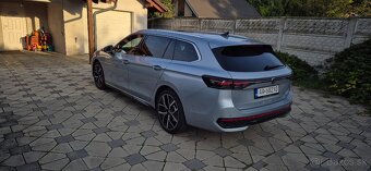 Volkswagen Passat Variant 2.0 TSI DSG - 4