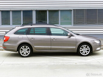 Škoda Superb Combi 2.0 TDI CR 140k Elegance DSG - 4